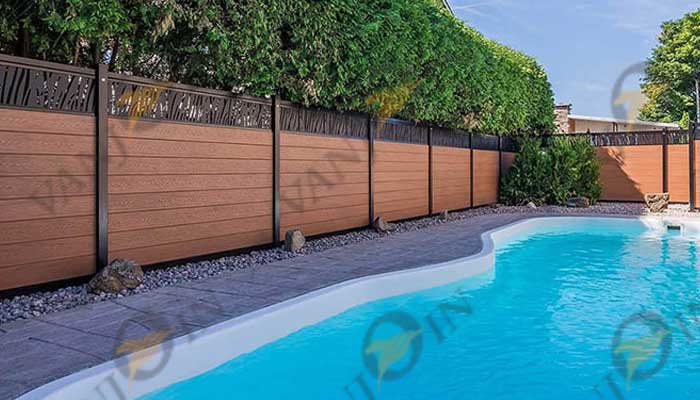 Is composite fence or wooden fence better?