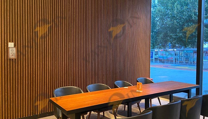 Solid Wood Wall Panel vs. WPC Wall Panel
