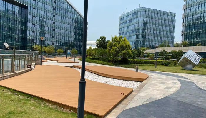 Outdoor park sidewalk high strength anti-crack anti-scratch waterproof pe floor decking