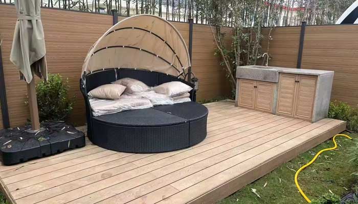 Outdoor flooring PE deck garden wood plastic composite wpc soild decking